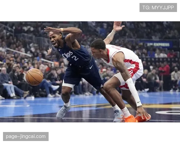 本赛季NBA常规赛抢断榜莱昂纳德2.2次居首，预判切球提升快攻质量